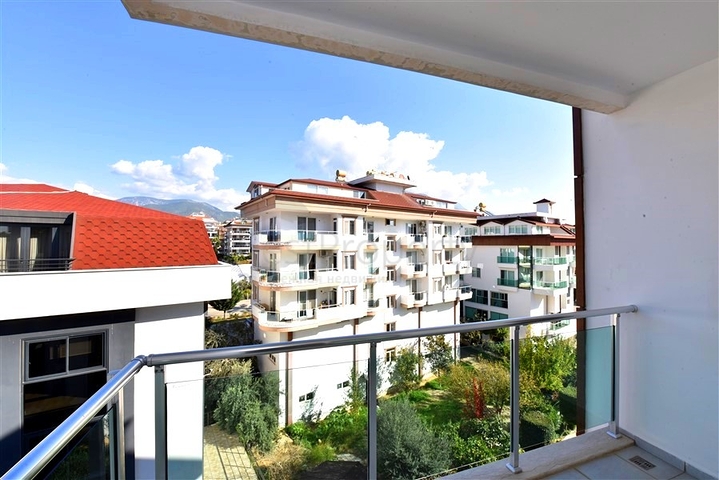 Apartment 2+1 with sea view in Kestel area