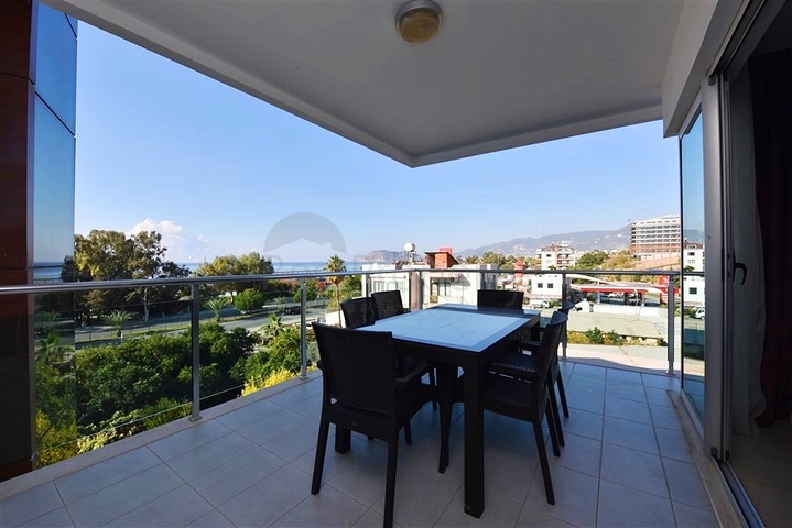 Apartment 2+1 with sea view in Kestel area