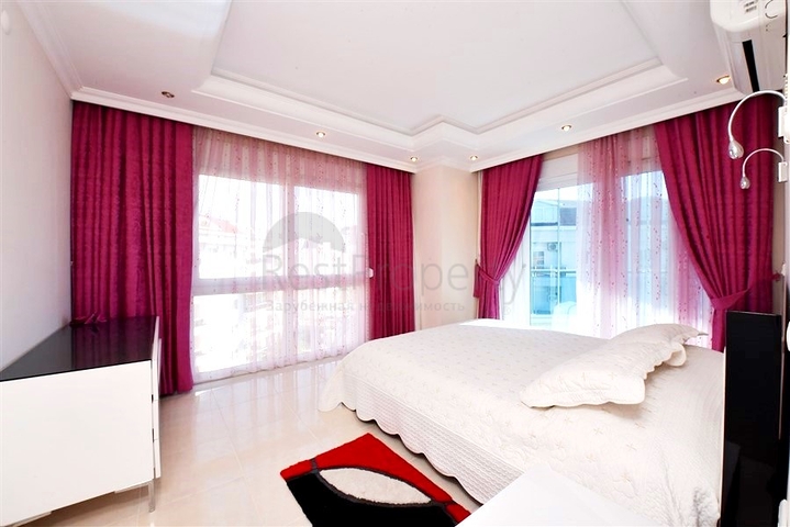 4+1 duplex penthouse in Kestel area, just 20 m from the sea