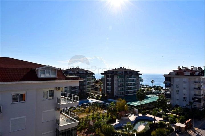 4+1 duplex penthouse in Kestel area, just 20 m from the sea