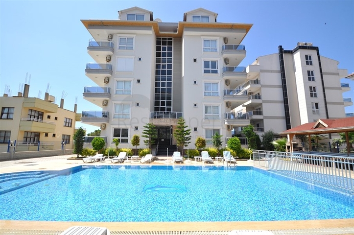 4+1 duplex penthouse in Kestel area, just 20 m from the sea