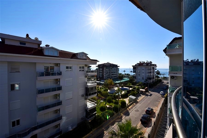 4+1 duplex penthouse in Kestel area, just 20 m from the sea