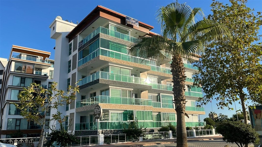 Three-bedroom penthouse in Kestel district