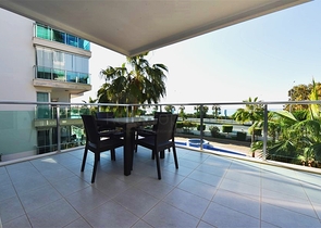 Spacious one-bedroom apartment 50 m from the sea