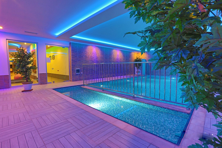 Spacious and bright 3+1 apartment from the owner in Avsallar district