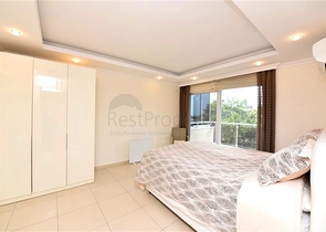 Spacious and bright 3+1 apartment from the owner in Avsallar district