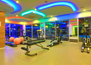 Spacious and bright 3+1 apartment from the owner in Avsallar district