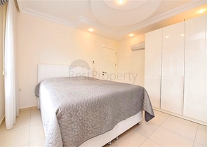 Spacious and bright 3+1 apartment from the owner in Avsallar district