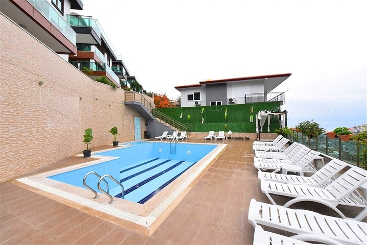 Luxury villa with a 5+1 open plan in Alanya