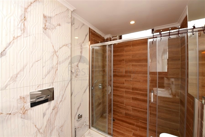 Luxury villa with a 5+1 open plan in Alanya