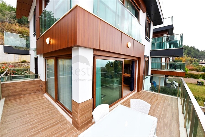 Luxury villa with a 5+1 open plan in Alanya