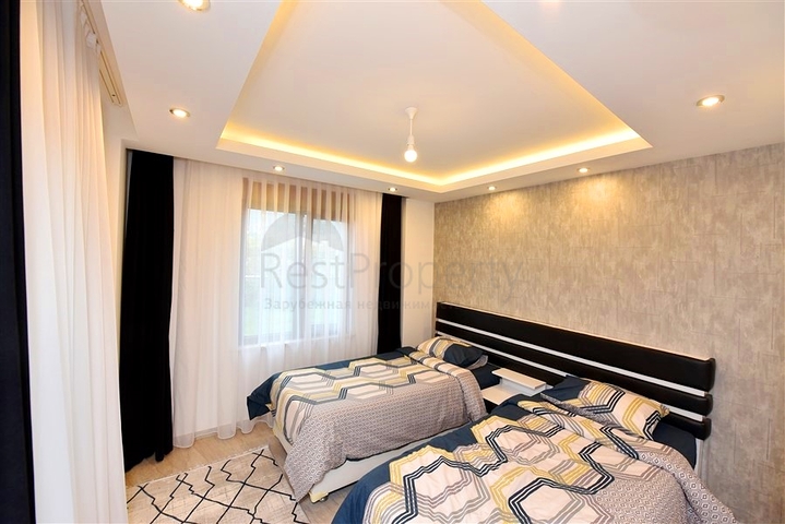 Luxury villa with a 5+1 open plan in Alanya