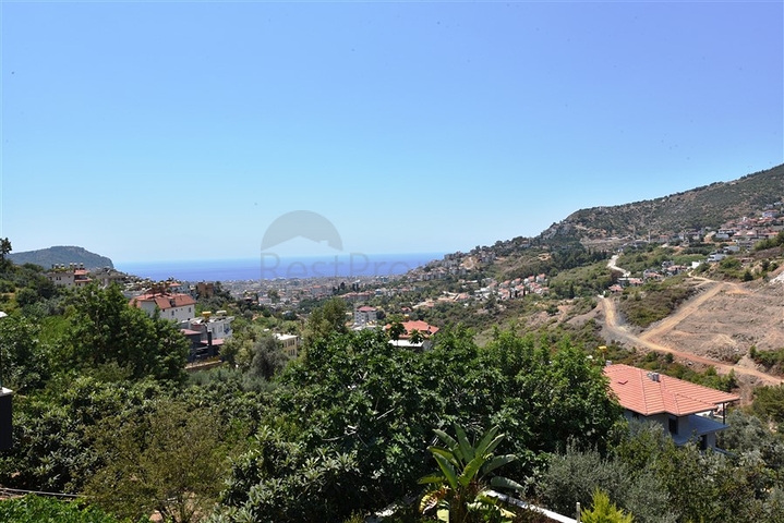 Luxury villa with a 5+1 open plan in Alanya