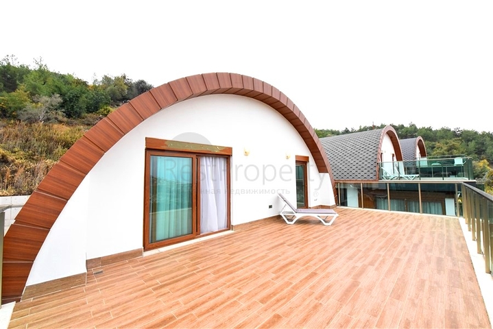 Luxury villa with a 5+1 open plan in Alanya