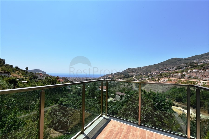 Luxury villa with a 5+1 open plan in Alanya