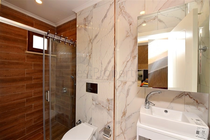 Luxury villa with a 5+1 open plan in Alanya