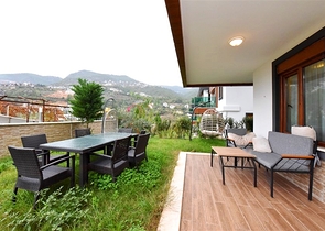 Luxury villa with a 5+1 open plan in Alanya