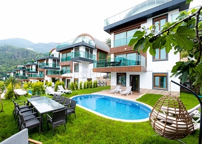 Luxury villa with a 5+1 open plan in Alanya