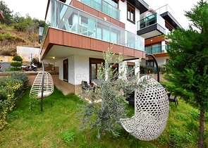 Luxury villa with a 5+1 open plan in Alanya