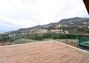 Luxury villa with a 5+1 open plan in Alanya