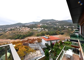 Luxury villa with a 5+1 open plan in Alanya