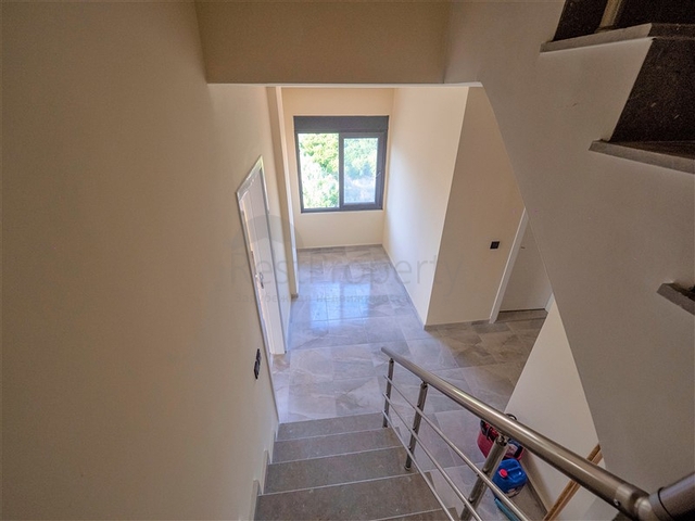 4+1 penthouse in the green area of Demirtas