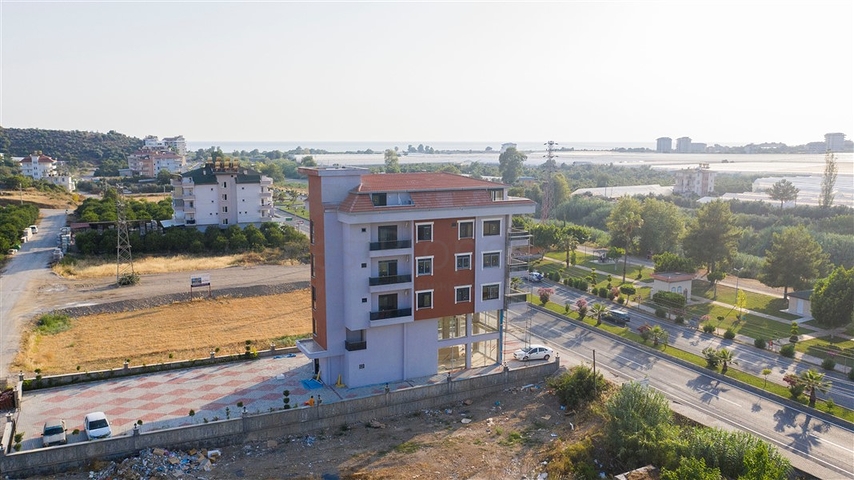 4+1 penthouse in the green area of Demirtas