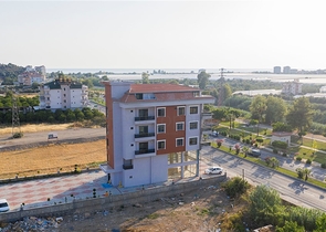4+1 penthouse in the green area of Demirtas