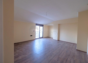 4+1 penthouse in the green area of Demirtas