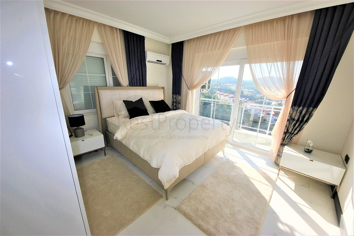 Cozy villa with panoramic views in Kargicak area