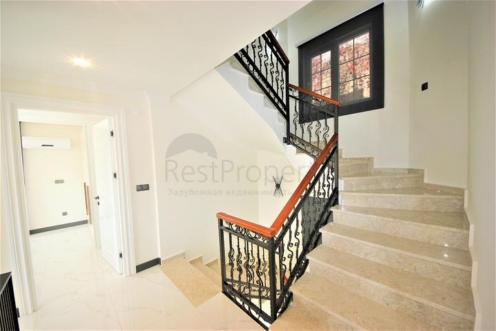 Cozy villa with panoramic views in Kargicak area