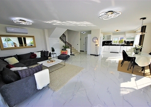 Cozy villa with panoramic views in Kargicak area