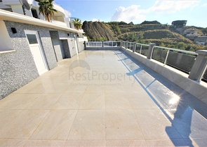 Cozy villa with panoramic views in Kargicak area