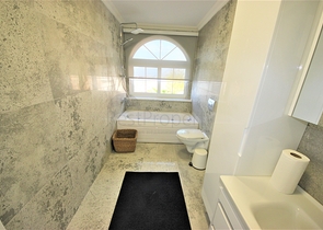 Cozy villa with panoramic views in Kargicak area