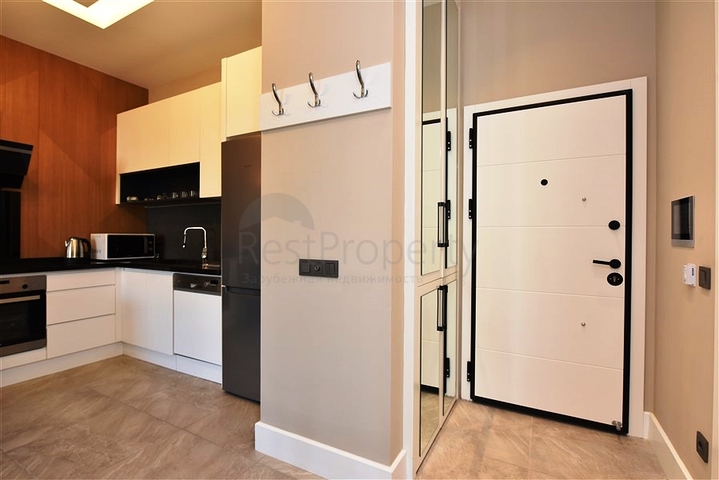 1+1 apartment in an elite complex on Cleopatra beach from the owner