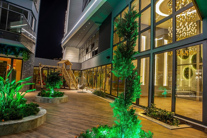 1+1 apartment in an elite complex on Cleopatra beach from the owner