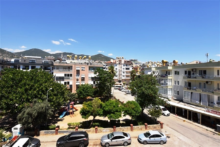 1+1 apartment in an elite complex on Cleopatra beach from the owner