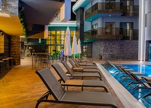 1+1 apartment in an elite complex on Cleopatra beach from the owner