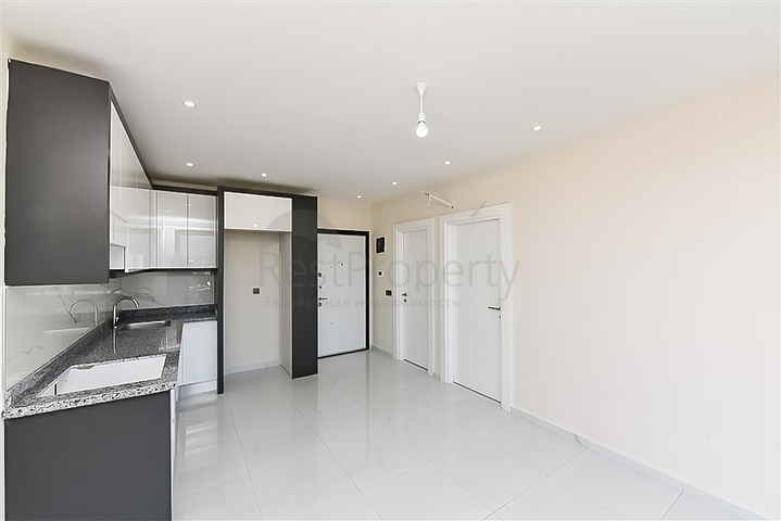 One-bedroom apartment in a hotel-type complex