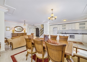 Spacious 3+1 penthouse from the owner in the Oba area