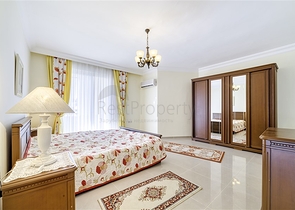 Spacious 3+1 penthouse from the owner in the Oba area