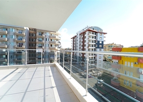 Spacious 2+1 apartment in Mahmutlar district