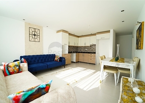 Spacious 2+1 apartment in Mahmutlar district