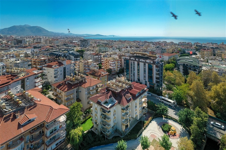 Apartment 2+1 in the center of Alanya
