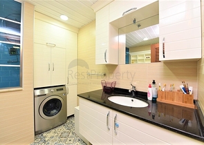 Cozy 3+1 apartment in the center of Alanya