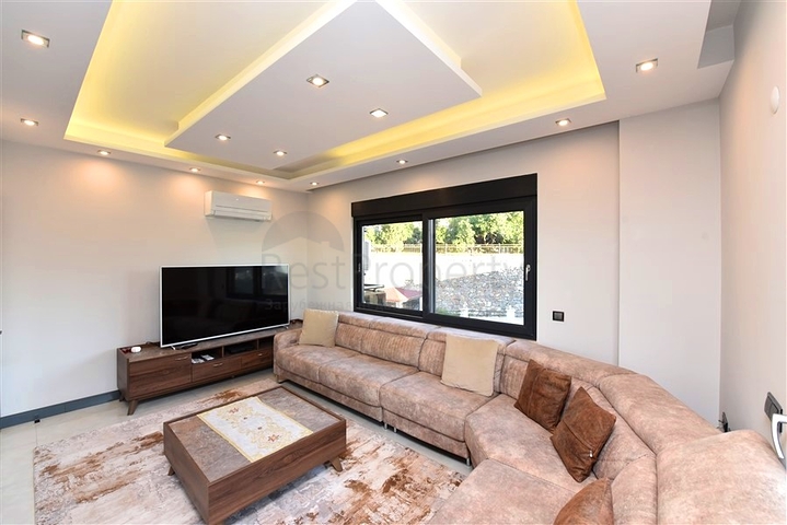 Penthouse with panoramic views of the Mediterranean Sea