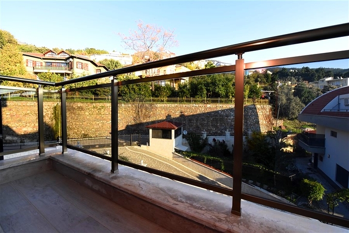 Penthouse with panoramic views of the Mediterranean Sea