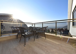 Penthouse with panoramic views of the Mediterranean Sea