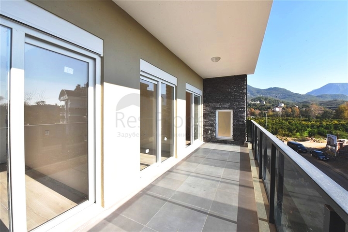 Apartments in a new complex in the Oba area