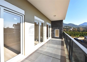 Apartments in a new complex in the Oba area